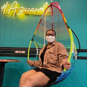 Meet your Posher, Marilyn